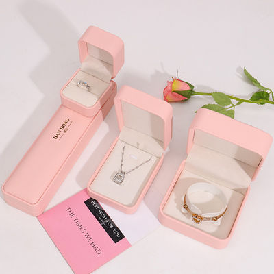 কাস্টমাইজযোগ্য লোগো জুয়েলারী বক্স উচ্চ শেষ হস্তনির্মিত গোলাপী চামড়ার জুয়েলারী বক্স প্যাকেজিং