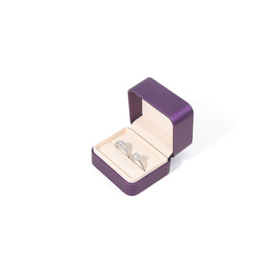 গয়না সেটের জন্য প্রিমিয়াম স্কয়ার বেগুনি পিইউ চামড়া গয়না বাক্স