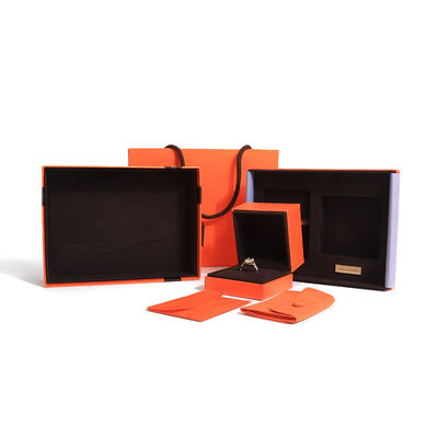 কার্ডবোর্ডের ঢাকনা এবং বেস জুয়েলারী বক্স কমলা কাগজের গহনার উপহার বক্স ব্যাগ সহ