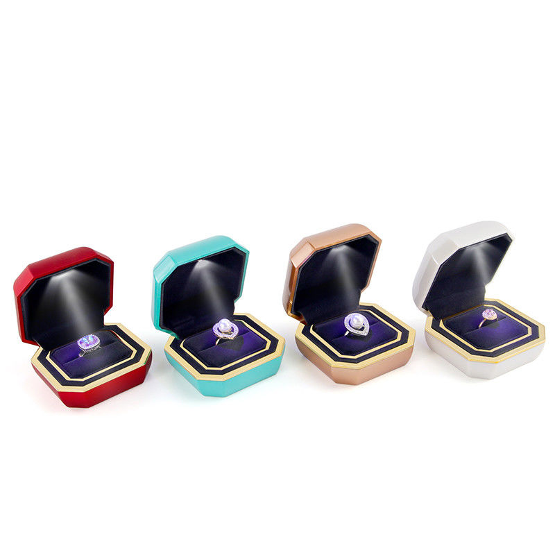 হানহং মাল্টিকলার ব্রেসলেট কানের দুল জুয়েলারী লাইট জন্য প্লাস্টিকের বেসমেট জুয়েলারী বাক্স